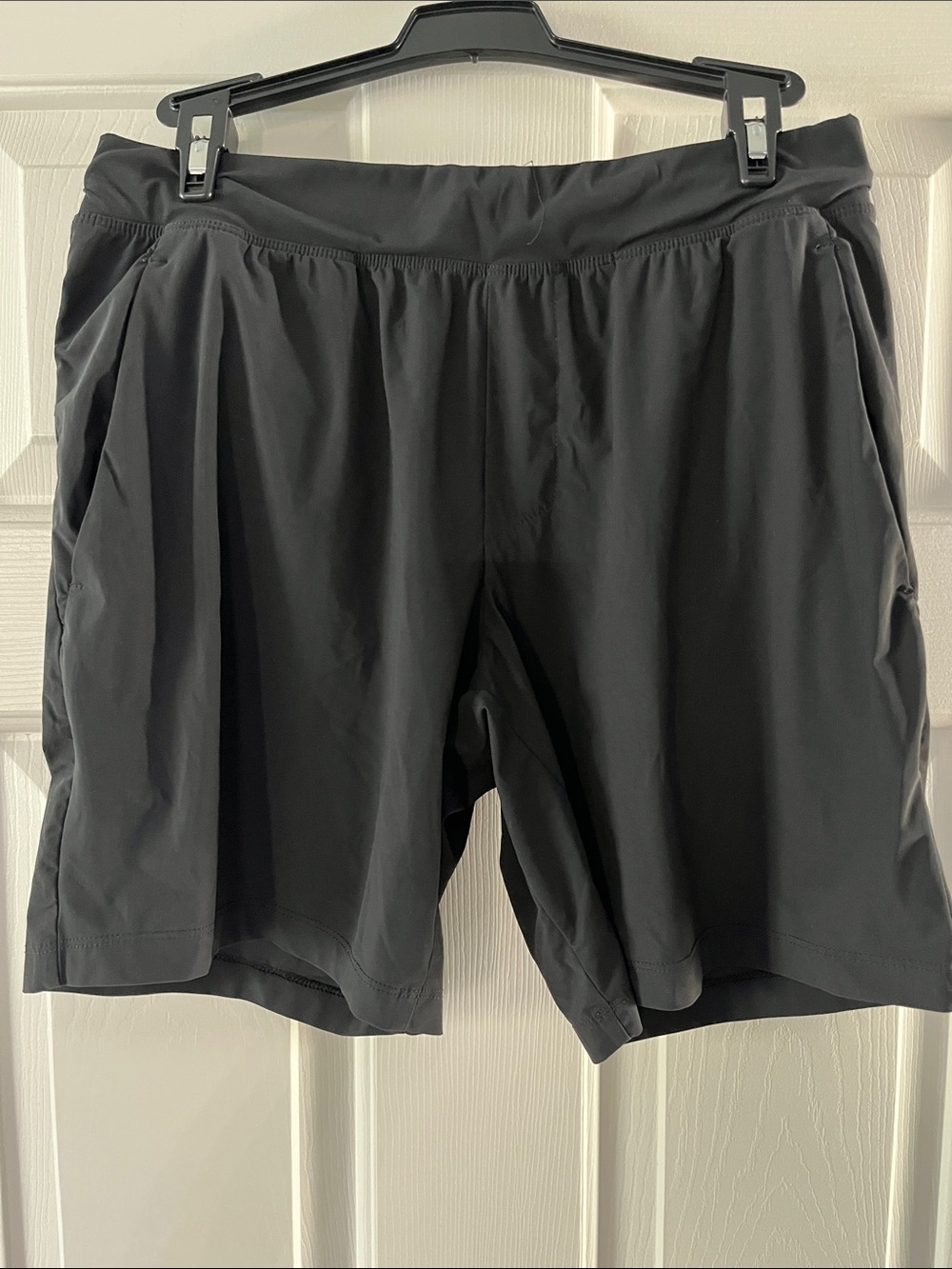 All In Motion Men's Black Athletic 7” Running Shorts Zipper Pocket Size Small